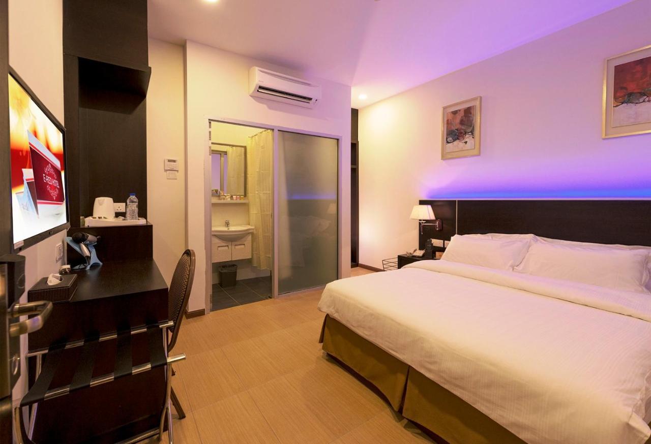 Ernes Hotel Alma Bukit Mertajam Extérieur photo